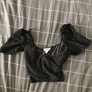 Size 0 Miss Selfridge Flutter Sleeve Crop Top